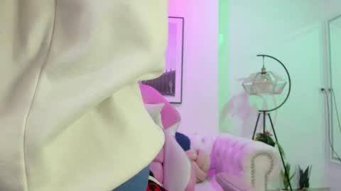 Theia  online show from February 24, 12:35 pm