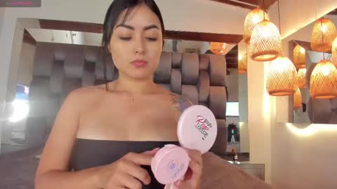 Snapshot of thepam_boobs chatting on February 11, 6:22 pm Pamela online show from February 11, 6:22 pm