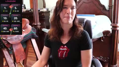 Snapshot of thornbury_rose chatting on February 12, 7:56 pm ThornburyRose online show from February 12, 7:56 pm