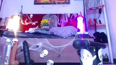 Tifanny Nails  online show from October 20, 3:48 pm