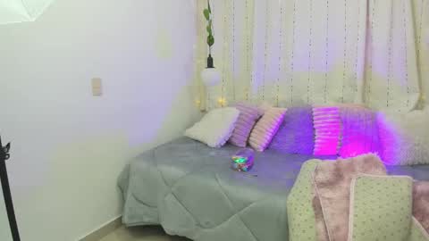 Tiffany online show from February 21, 3:12 am