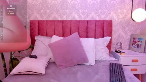 Tiffany Becker online show from January 9, 8:11 pm