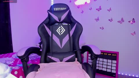 Snapshot of tiffany_sofia_ chatting on December 30, 5:44 pm tiffany sofia online show from December 30, 5:44 pm