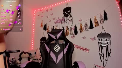 Snapshot of tiffany_sofia_ chatting on October 21, 9:08 pm tiffany sofia online show from October 21, 9:08 pm