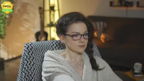 tiffanyriox online show from April 2, 11:57 pm