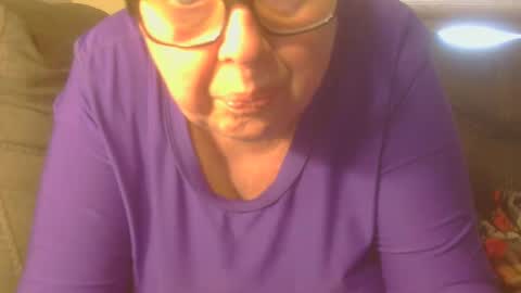 Snapshot of tight_kitty55 chatting on March 10, 6:01 pm tight Kitty55 online show from March 10, 6:01 pm