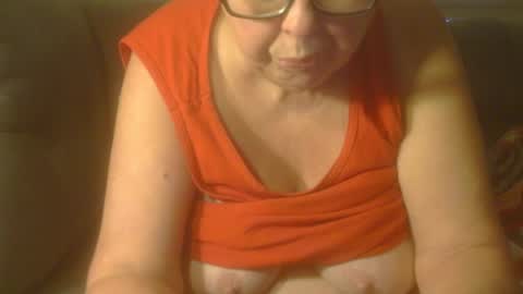 Snapshot of tight_kitty55 chatting on September 23, 7:34 pm tight Kitty55 online show from September 23, 7:34 pm