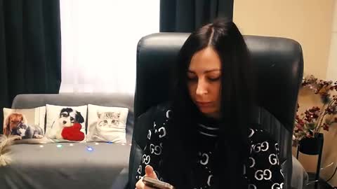 Luisa online show from October 21, 7:12 am