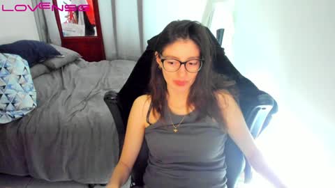 Tina online show from December 28, 6:50 pm