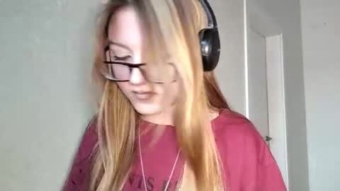 Kate online show from February 28, 3:55 pm