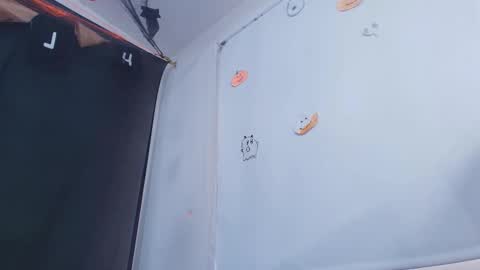 tinkerbell online show from November 4, 7:19 pm