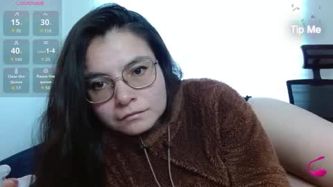 Tiny Caroline online show from January 12, 8:25 pm