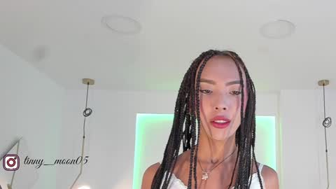 Luna  online show from January 18, 11:00 am