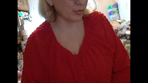 tittylina online show from November 16, 7:25 pm