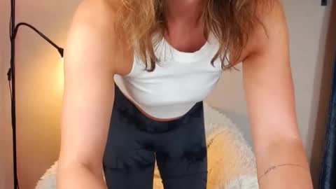 tokens_are_sexy online show from November 17, 4:46 am