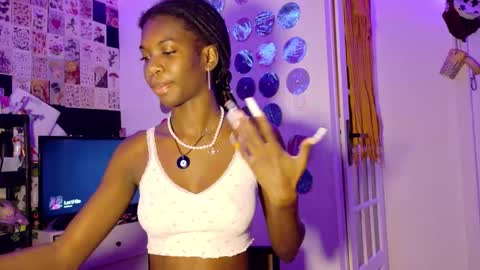 Snapshot of tokyo_wld chatting on October 14, 8:33 pm Athena Fantasy online show from October 14, 8:33 pm