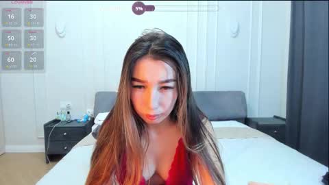 Lia online show from December 17, 6:39 am