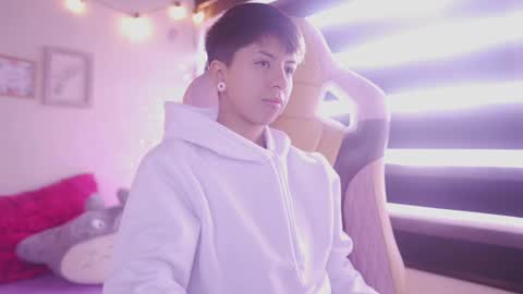 Blue  online show from March 5, 12:55 pm