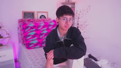 Blue  online show from September 24, 1:32 pm