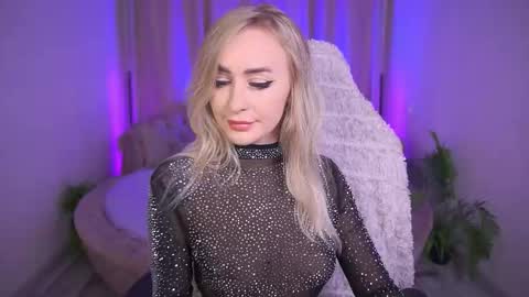 top_grace online show from November 23, 11:50 pm