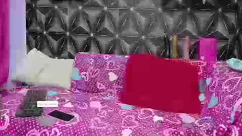 tracy_ks online show from September 15, 1:52 pm