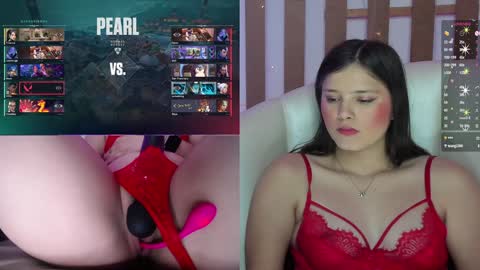 Trianna online show from February 8, 3:21 pm