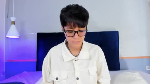 Maru online show from December 5, 8:21 pm