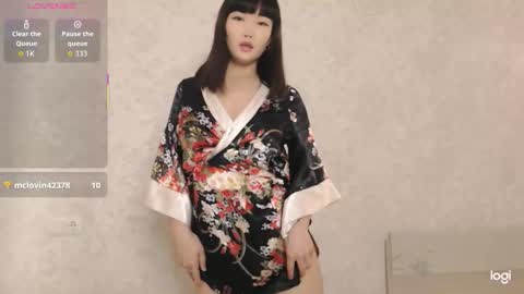 TumiLio online show from October 15, 2:52 pm