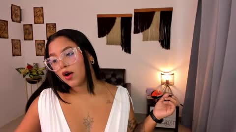 imlu  1  online show from December 4, 3:13 pm