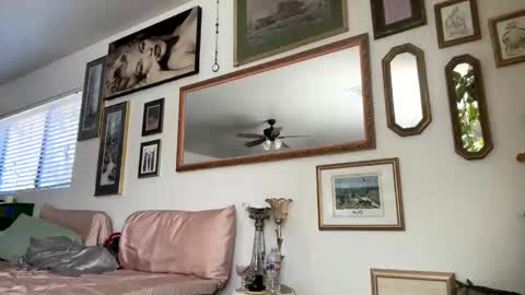 tylababyy online show from November 19, 6:41 pm