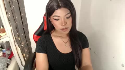 rechelle online show from January 17, 2:39 pm