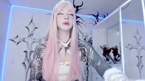 Elle Danielle  online show from February 23, 3:18 am