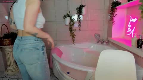 Cute Elf Girls online show from January 15, 12:16 am