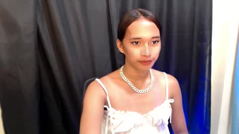 Ellie online show from November 30, 3:05 pm