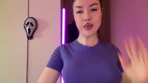 Snapshot of urdevilbaby chatting on October 23, 7:58 am Margo online show from October 23, 7:58 am