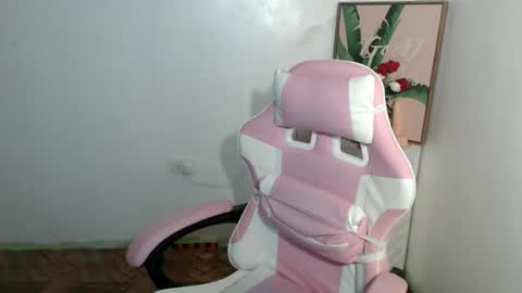 ayumi reacher online show from September 22, 7:01 pm