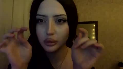 urkusak online show from November 16, 7:47 pm