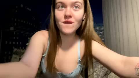 Snapshot of ursoulandheart chatting on February 25, 6:55 pm Hannah online show from February 25, 6:55 pm