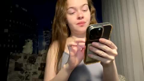 Snapshot of ursoulandheart chatting on December 19, 12:23 pm Hannah online show from December 19, 12:23 pm