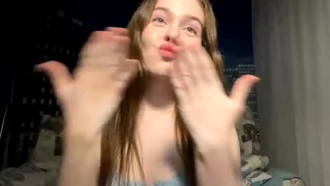 Snapshot of ursoulandheart chatting on January 10, 9:10 pm Hannah online show from January 10, 9:10 pm