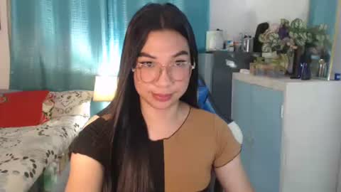 Ashley Kate Mateo Gray online show from January 19, 10:33 am