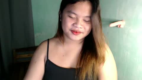 Snapshot of urwifematerial69_ chatting on December 2, 5:46 pm Bella Miles Olivia online show from December 2, 5:46 pm