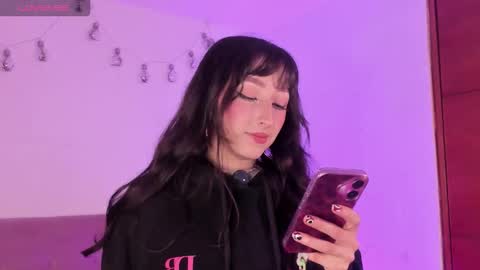 v1cky_ online show from February 15, 12:02 am