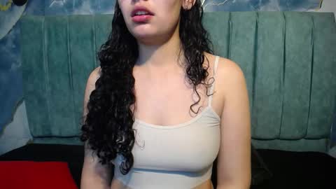 Vainilla online show from February 19, 2:11 am