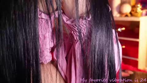 Val  online show from December 1, 11:40 pm