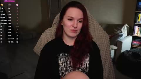 Val online show from March 5, 8:59 pm