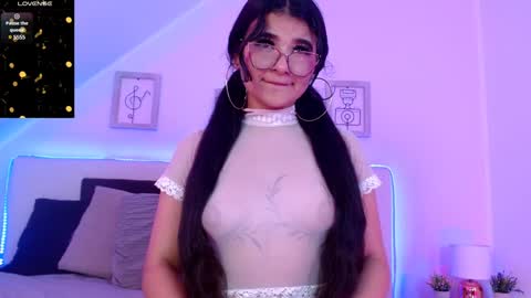 Tifanny  online show from February 8, 8:10 pm