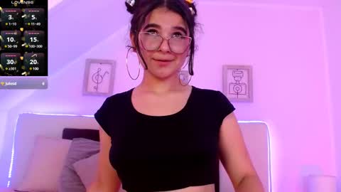 Tifanny  online show from February 13, 10:00 pm