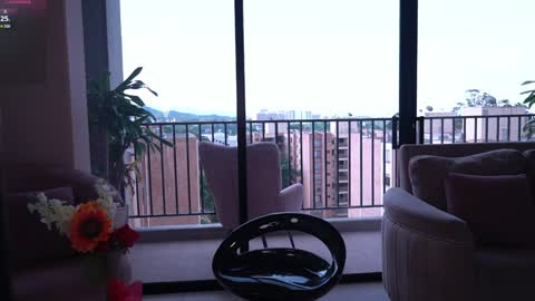 Valen online show from January 14, 9:09 pm