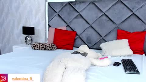 Valentina online show from March 12, 12:15 pm